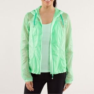 Lululemon Transparent-See Jacket
Fresh Teal / Very Green sz 12